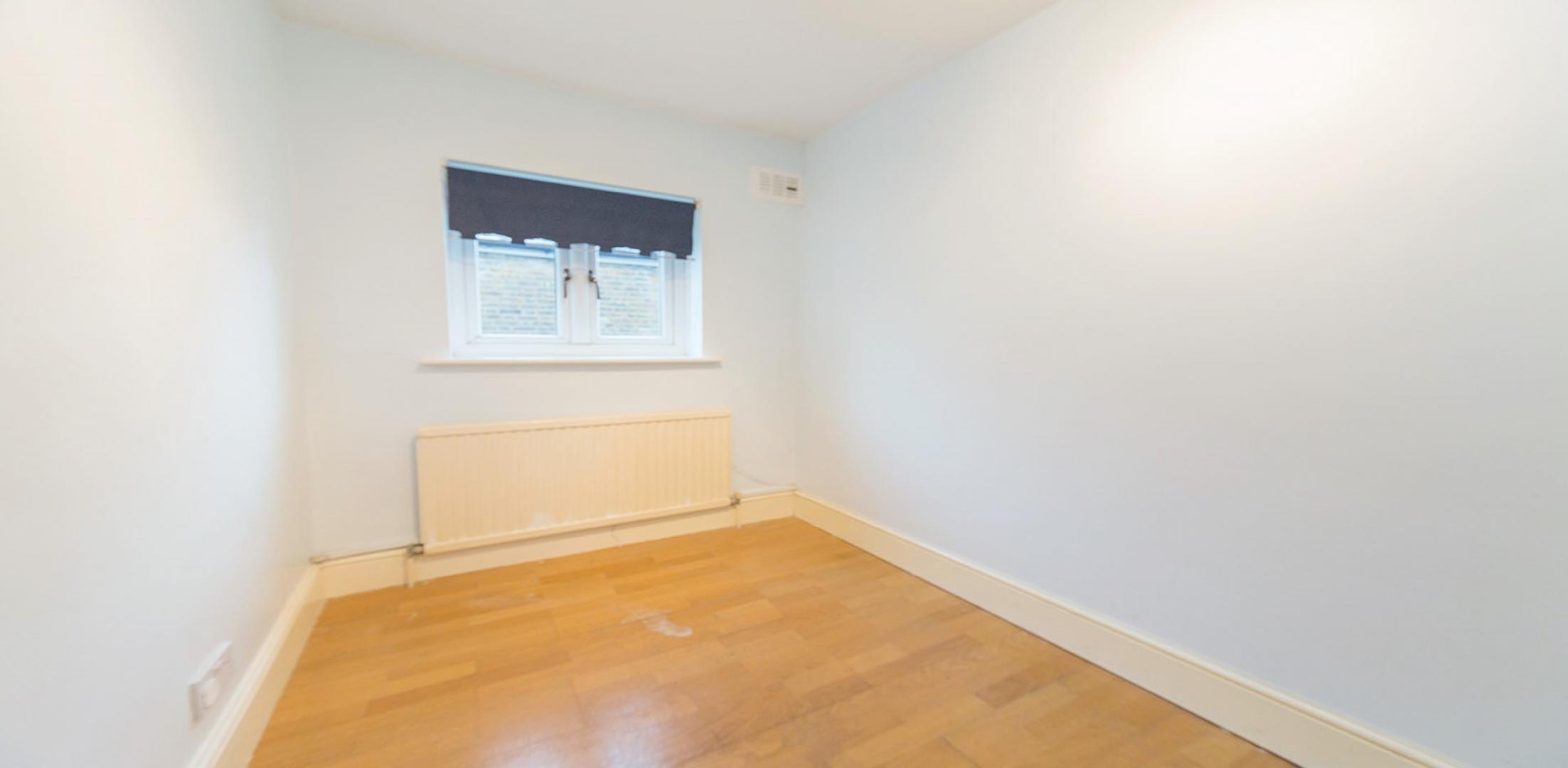 			NEW INSTRUCTION, 2 Bedroom, 1 bath, 1 reception Flat			 Victoria Road, QUEENS PARK / KILBURN